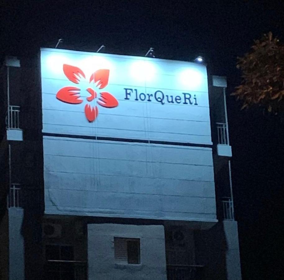 Flor Que Ri - Flats Mobiliados Na Melhor Localizacao Olímpia Eksteriør bilde